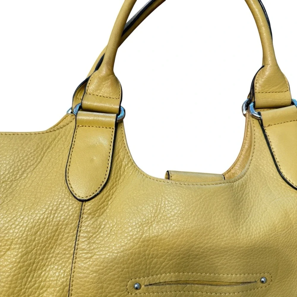 B. Makowsky Butter‎ Yellow Mustard Leather Shoulder Handbag